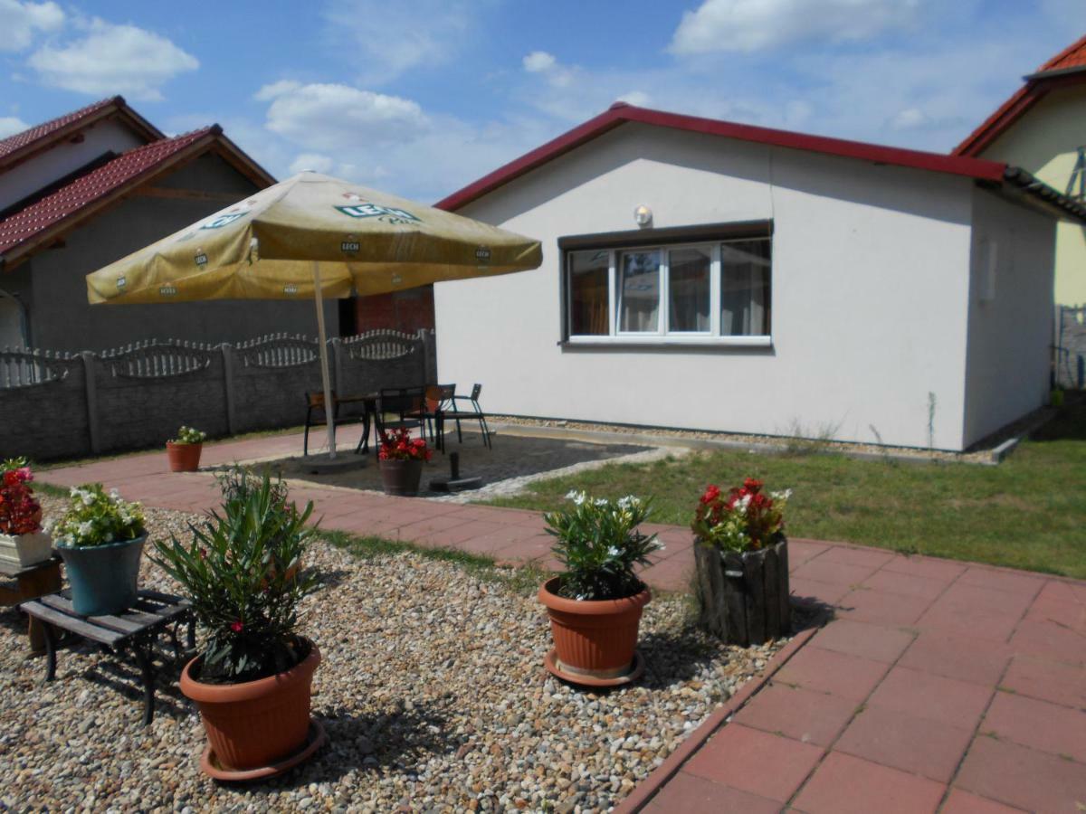 Domek Boszkowianka Mini บอชโกโว ภายนอก รูปภาพ